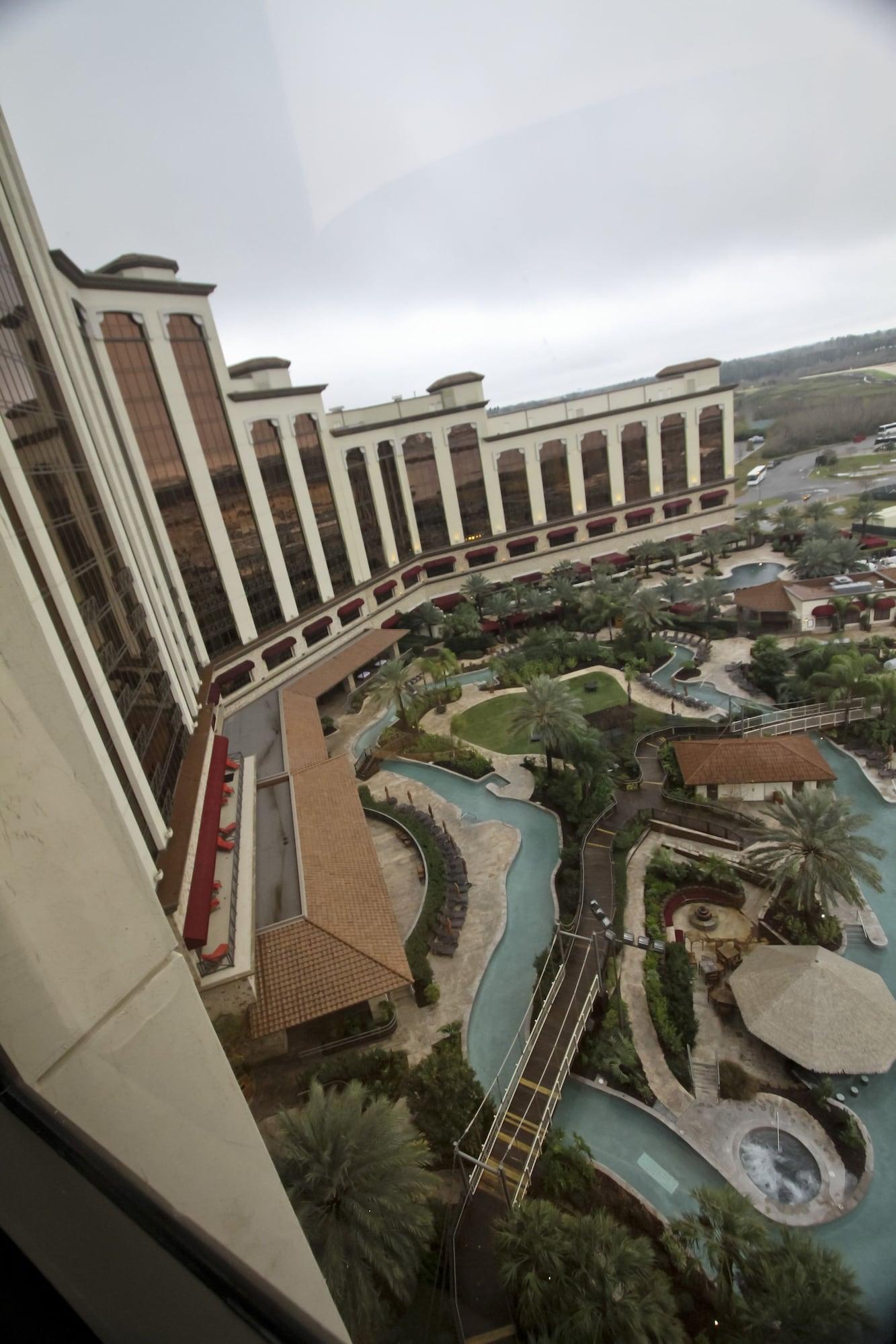 โลแบร์ฌ กาสิโน รีสอร์ต Hotel เลคชาร์ล ภายนอก รูปภาพ